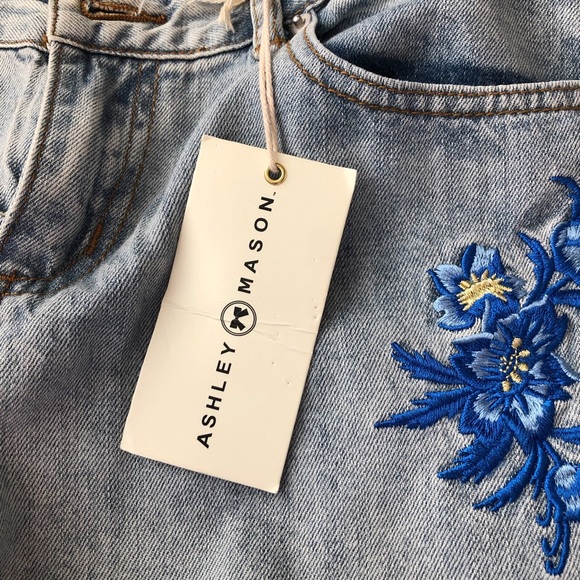 jeans - Picture 3 of 4